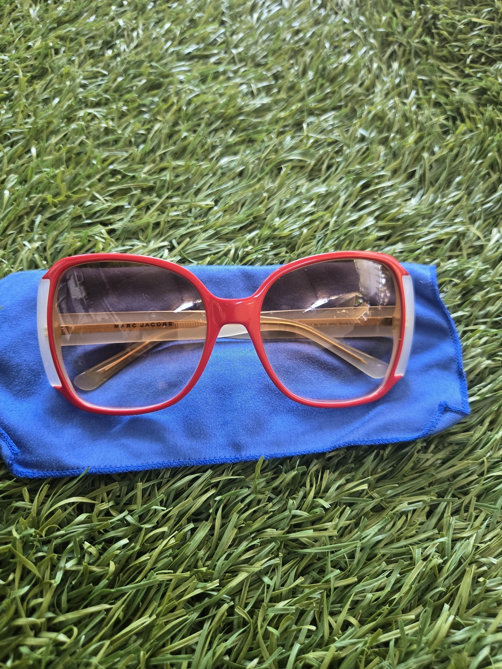 Marc Jacobs Red and White Oversized Women's Sunglasses